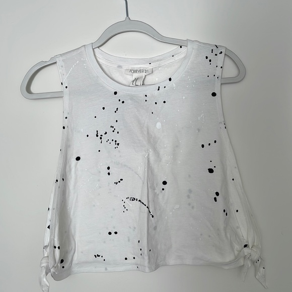 Forever 21 Knit Top (White /Black ) Size: M - Picture 1 of 6